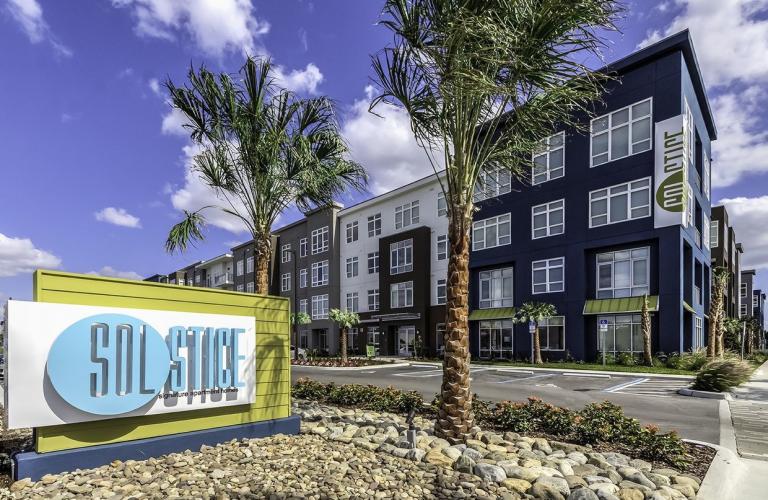 Solstice Signature Apartments - Orlando, FL