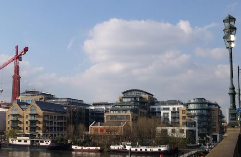 Kew Bridge Piazza by West London Apartments - Kew,